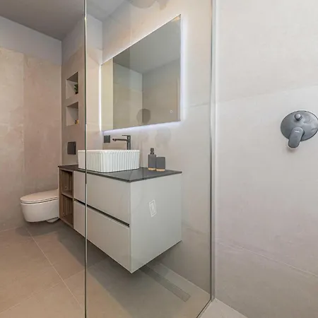 Beautiful In Okrug Gornji Holiday home Trogir