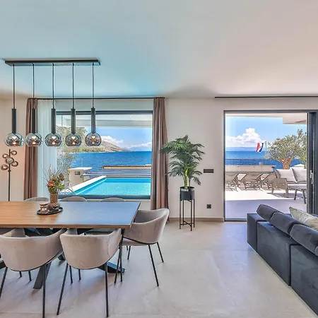Beautiful In Okrug Gornji Holiday home Trogir